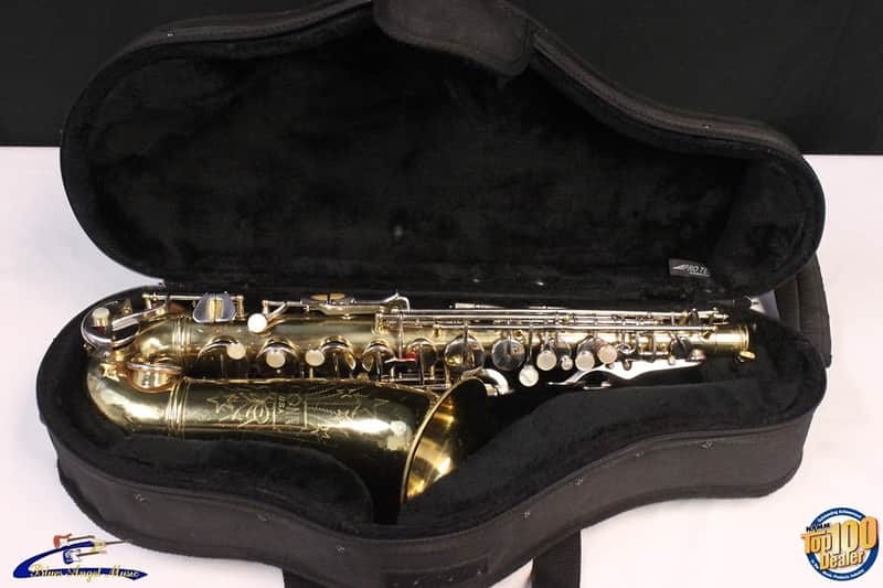 Vintage 1968 Conn Shooting Star Alto Saxophone, HFC, Good