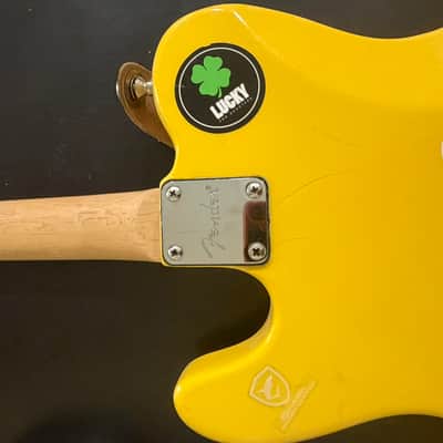 Fender Tele "Dressed UP" 2012 - Yellow Replica image 9