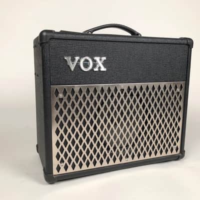 Vox DA15 15w 1x8 Guitar Combo Amp image 1