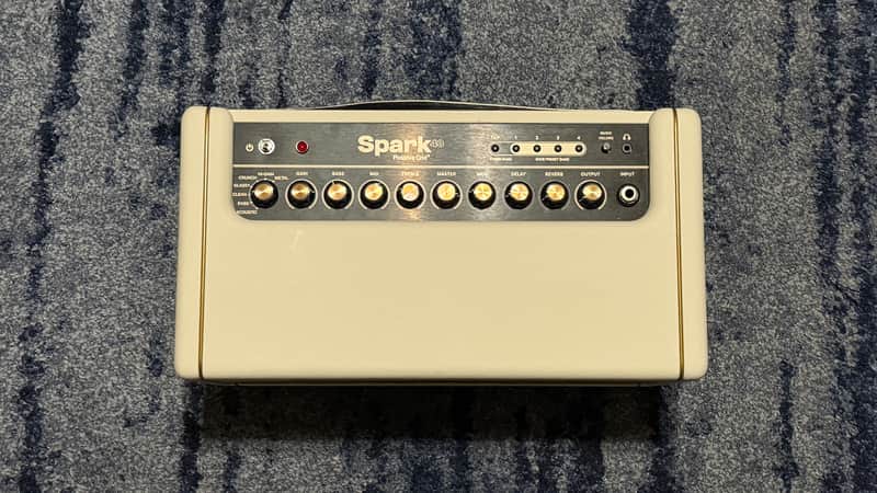 Positive Grid Spark 40 40-Watt 2x4" Modeling Guitar Combo 2021 - Pearl White image 1