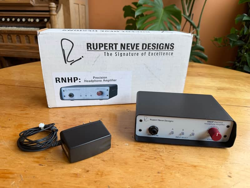 Rupert Neve Designs RNHP Precision Headphone Amplifier