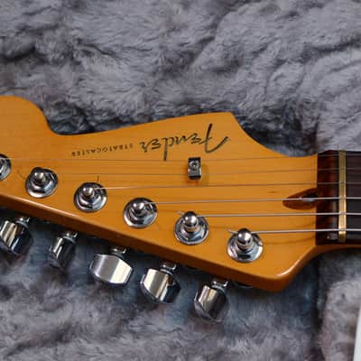 Fender American Ultra Stratocaster HSS with Rosewood Fretboard 2019 - 2025 - Cobra Blue image 2