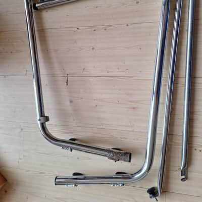 Yamaha CS-60 Chrome legs / stand image 8