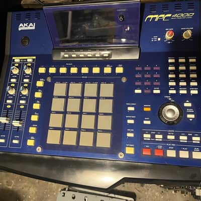 Akai MPC4000 Music Production Center 2002 - 2007 - Blue image 5