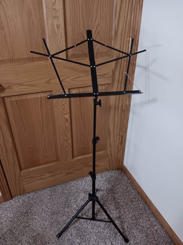On-Stage Tripod Sheet Music Stand w/ Bag image 1