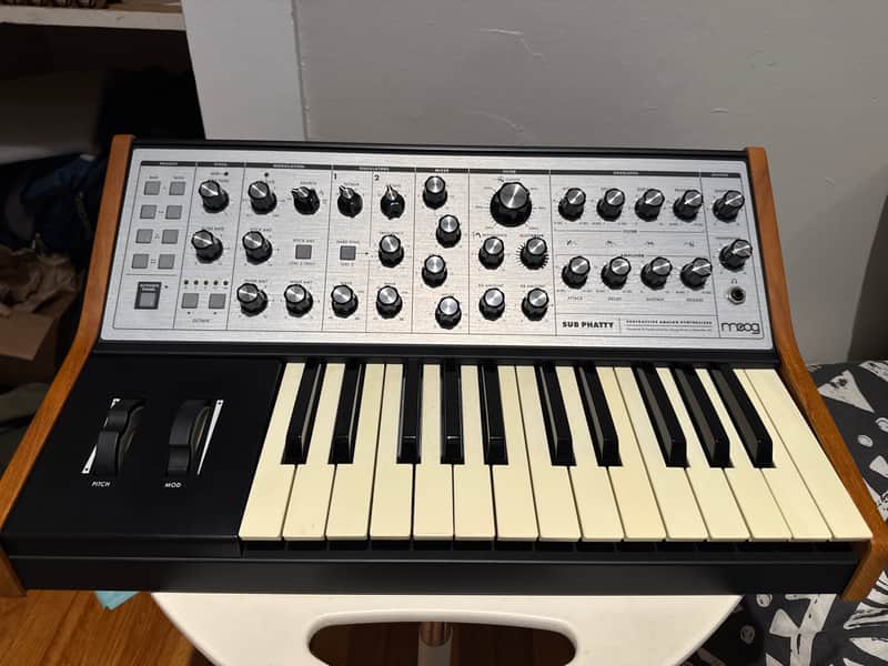 Moog Sub Phatty 2010s - Black image 1