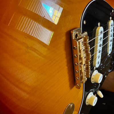 Fender Custom Shop SRV Stevie Ray Vaughan Stratocaster NOS 2019 - Present - 3-Color Sunburst image 9