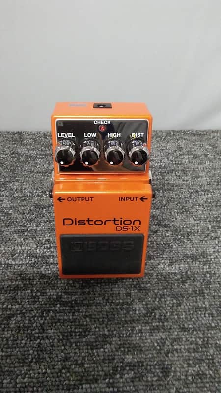 Boss DS-1X