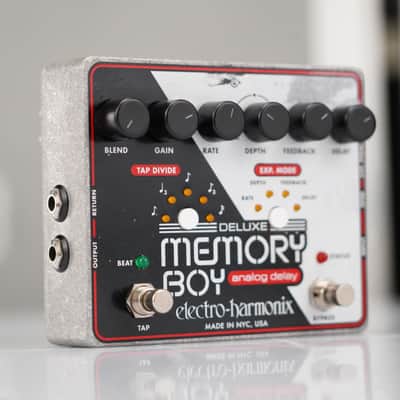 Electro-Harmonix Deluxe Memory Boy Delay Effects Pedal Owned by Maroon 5 #57703 image 11