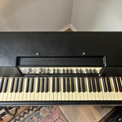 Wurlitzer 200A 64-Key Electric Piano 1974 - 1983 - Black image 4