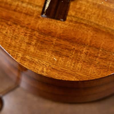 Kamaka Ukulele 6-String Tenor Ukulele image 3