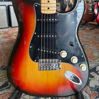 1976 Fender Stratocaster Sunburst image 1