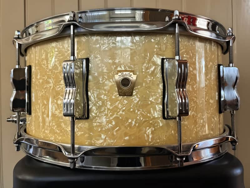 Ludwig LS403 Classic Maple 6.5x14" 10-Lug Snare Drum 2013 - Present - Vintage White Marine Pearl image 1