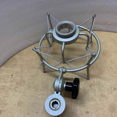 NEUMANN EA- 1 SHOCKMOUNT/ TLM 103, TLM 193, M 147- MAKE OFFER! image 4
