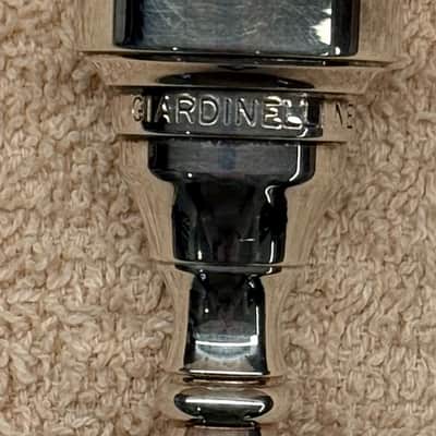 Giardinelli M5 trumpet mouthpiece image 1