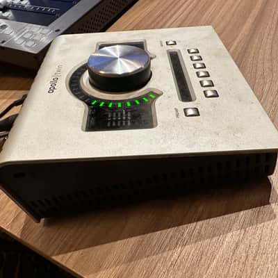Universal Audio Apollo Twin DUO Thunderbolt Audio Interface 2010s - Silver image 2