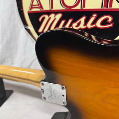 Fender American Telecaster Guitar 2001 - 2-Color Sunburst / Maple neck image 11