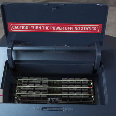 KORG TRITON Extreme Music workstation Synthesizer in Excellent Condition. image 7