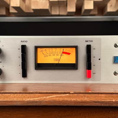 Vintage Urei 1176LN Rev H Limiting Amplifier. Universal Audio 1176 compressor. Just serviced image 5