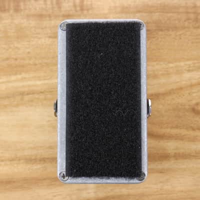 Keeley Bubbletron Flanger / Phaser 2016 - Present - Silver / Blue / Red image 7