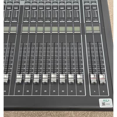 Yamaha QL5 - Mixer - Black - Excellent w/ Power Supply, Manuals, Soft Cover image 5