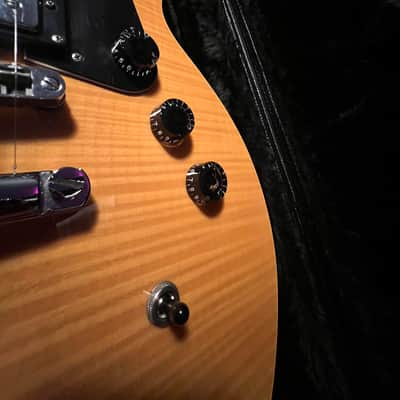 Reverend Manta Ray HB 2010s COMES WITH CASE - rare Flamed Maple image 9