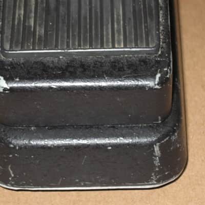 used vintage 1970s (Ser # 1972574) Thomas Organ Cry-Baby Wah, model 95-910511, has orig TDK 5103, + battery (pot is NOT scratchy, works fine) battery clip was repaired, original foam padding for battery compartment area replaced, + extra rubber feet image 17