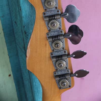 Fender Bass V 1967 - Sunburst image 8