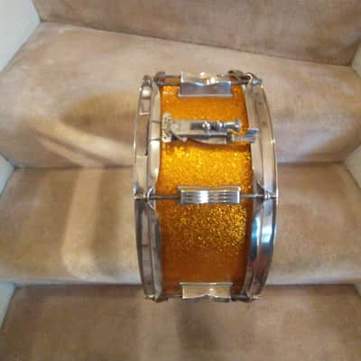 Ludwig Vintage 1966 gold sparkle Jazz Festival snare drum exceptional! image 8