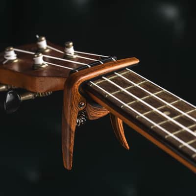 Ukulele Capo 2Pack with 10 felt picks for Soprano, Concert, Tenor, Baritone Ukulele image 3