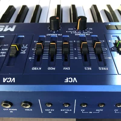 Analog Mono Synth w/ Buit-in Sequencer + KNOBs Bild 15