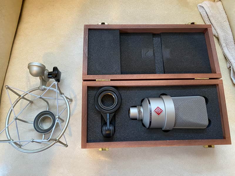 Neumann TLM 103