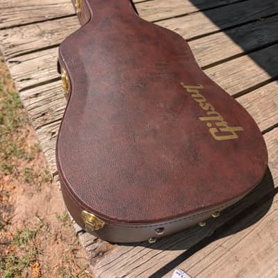 Gibson J-45 Standard  2018 - Sunburst image 18