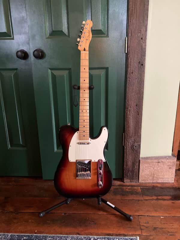 Fender Telecaster MIM 2018 - 3 Tone Sunburst image 1