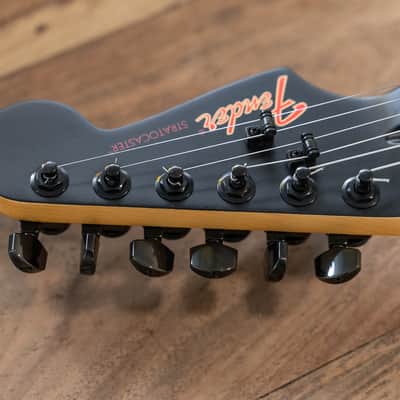 Fender Stratocaster HSS - Special Edition Noir 2017 - Satin Black image 9