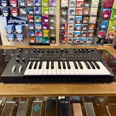Moog Messenger 32-Key Monophonic Synthesizer 2025 - Present - Black image 1