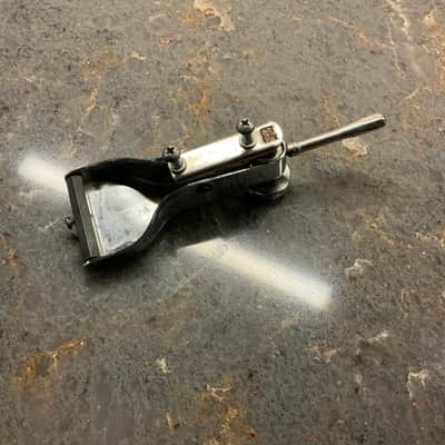 WFL (LUDWIG) P-87 Classic strainer throw off 1948-57 era image 7