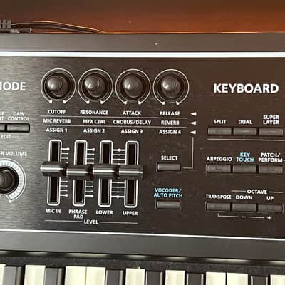 Roland JUNO-DS88 - Gig Ready 88 Key Synthesizer w/ Gator GK-88-SLXL Case image 7