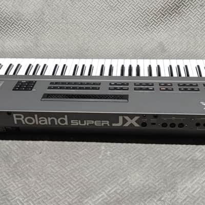 Roland JX10 76 Key✅ Super JX Analog Titan ✅ Ultimate 80s Dual-Engine Power ✅ Fully Checked & Cleaned ✅ Massive Warm Analog Sound ✅ FREE Worldwide Shipping image 9