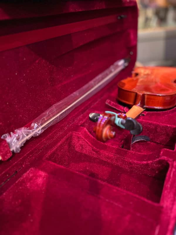 Strunal SchÃ¶nbach Stradivarious 4/4 Violin - Golden Brown SV-160