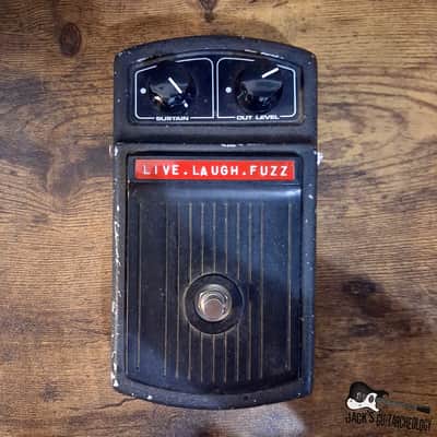 Mystic Effects Co Live Laugh Fuzz in Vintage Roland Sustainer Case *NEW* (2026 - Black) image 4