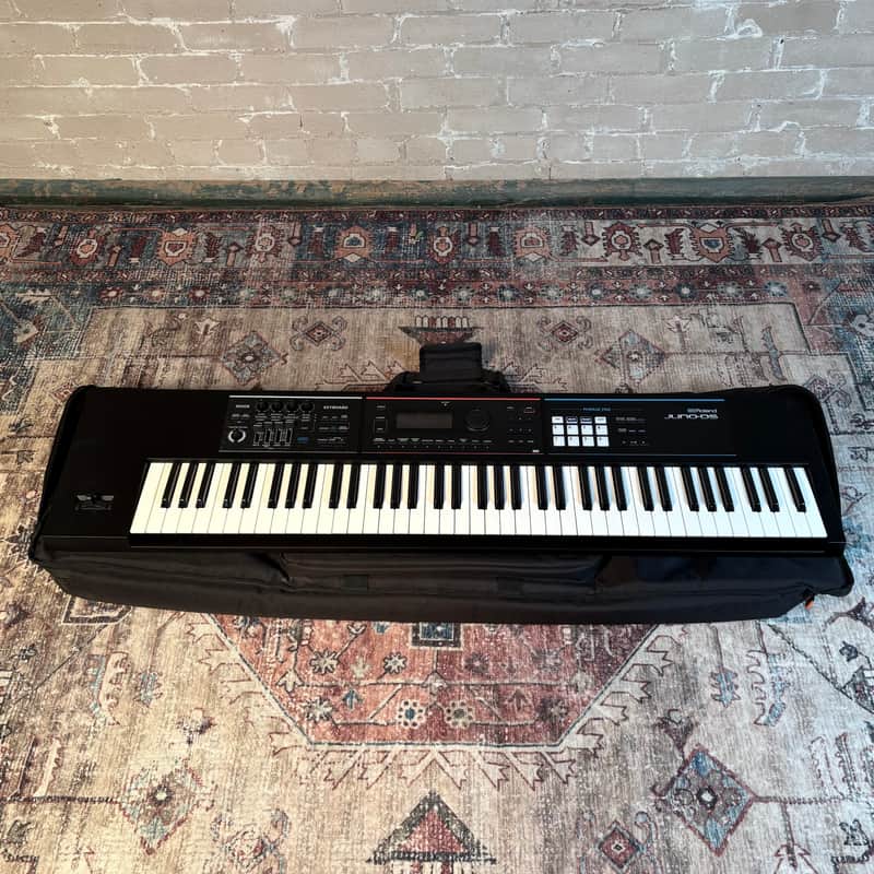 Roland Juno-DS72 Electric Keyboard W/ Gigbag! image 1