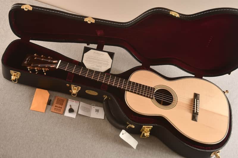 Martin Custom Shop 012-28 Modern Deluxe Adirondack (12-Fret) #3042116 — Acoustic Guitar image 1