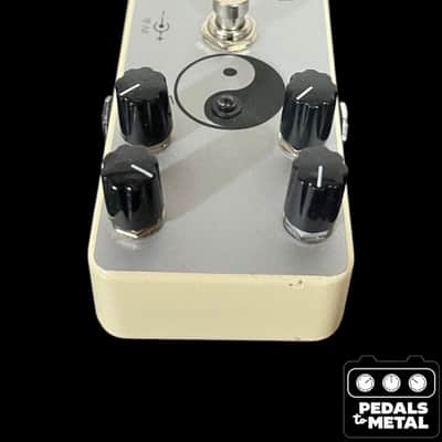 Lovepedal Zendrive 2013 - Present - Black / White - X16276 image 3