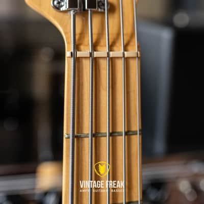 Fender Precision Bass Deluxe 2000s image 6