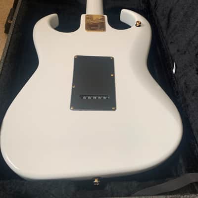 Burns Bison 62 Re-issue  in White, Gold Hardware circa 1992 image 8