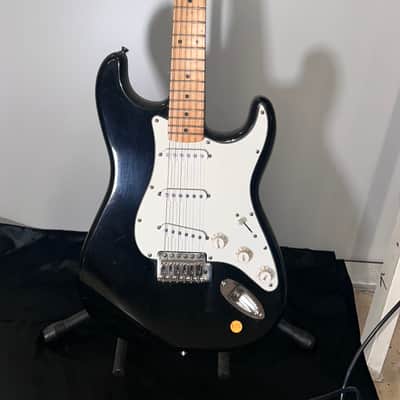 Fender Stratocaster late 80s - black image 1