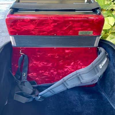 Hohner Bravo III 72 Chromatic Piano Accordion - Red - w/ Original Rolling Case image 6