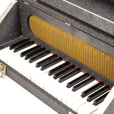 Jen-Co Celeste Owned by Nathaniel Rateliff image 4