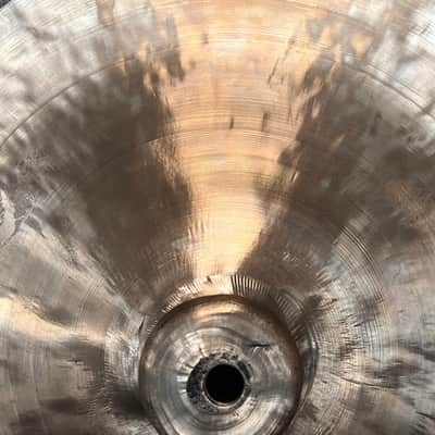 World Percussion 13-1/2" Lion China Cymbal image 3